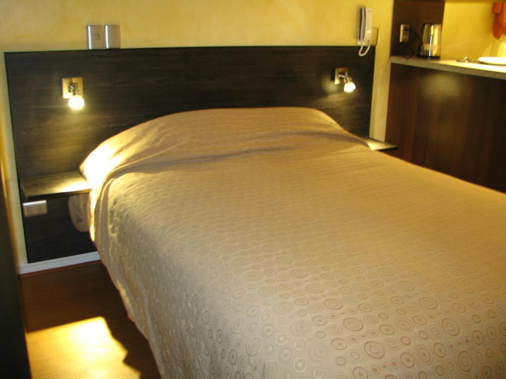 Amg Apartments Santiago Kamer foto